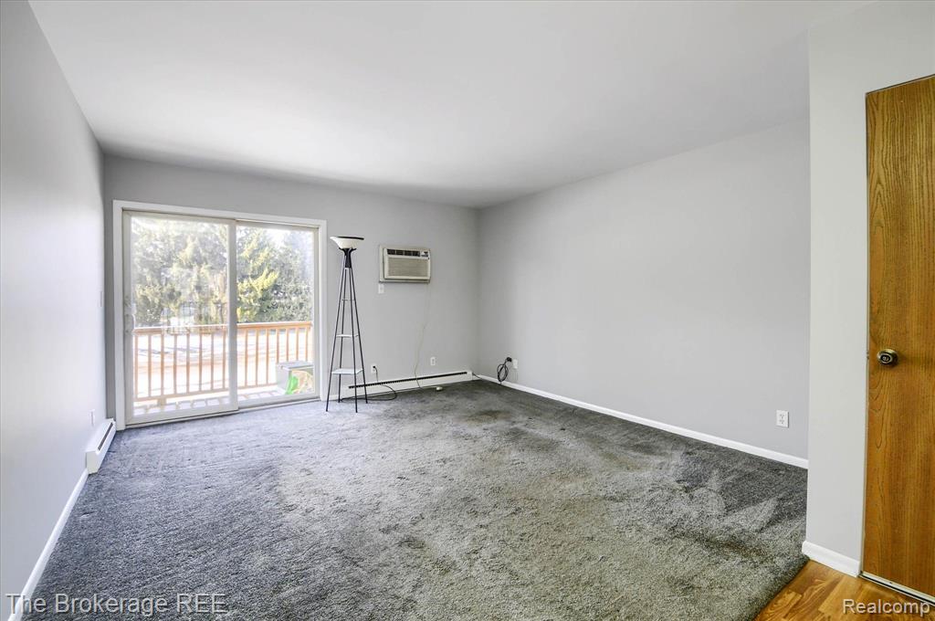 940 FLINT Street, Frankenmuth, MI 48734 — Photo 5