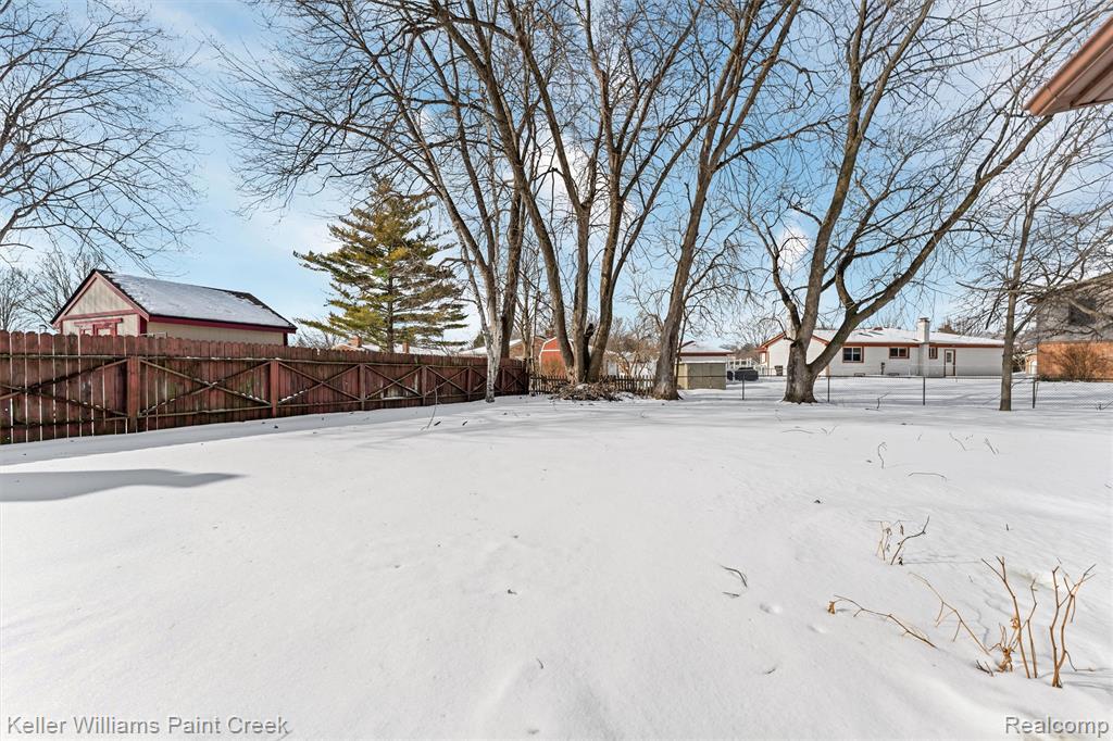 43453 Interlaken Drive, Sterling Heights, MI 48313 — Photo 3