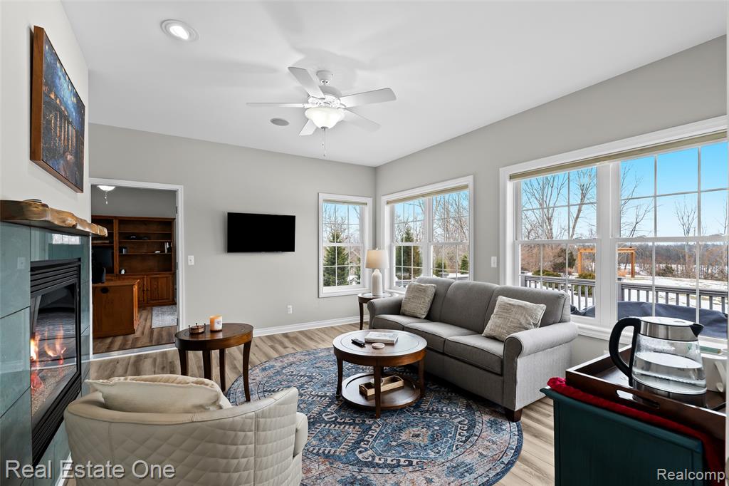 9032 Palmers Way Drive, Fenton, MI 48430 — Photo 16