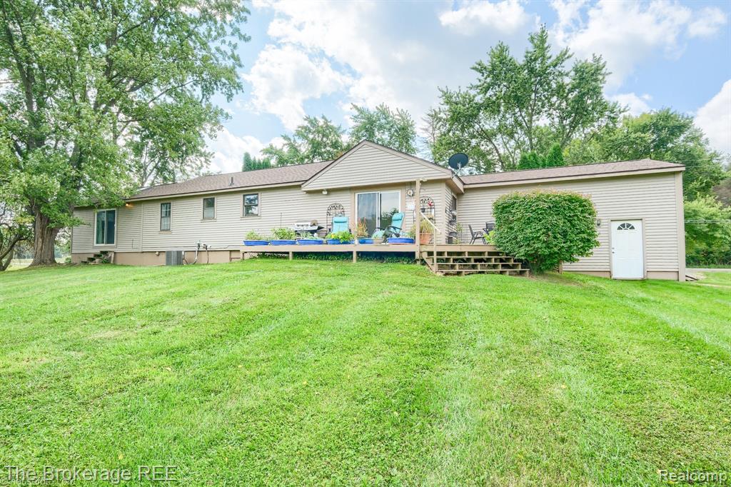 8439 Burpee Road, Grand Blanc, MI 48439 — Photo 45