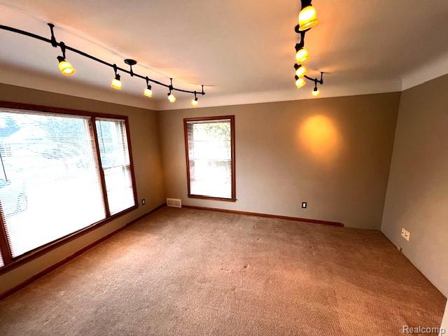 451 MAISON Road, Grosse Pointe Farms, MI 48236 — Photo 6