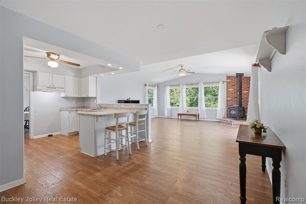 10507 Lafollette Drive, Brighton, MI 48114 — Photo 5
