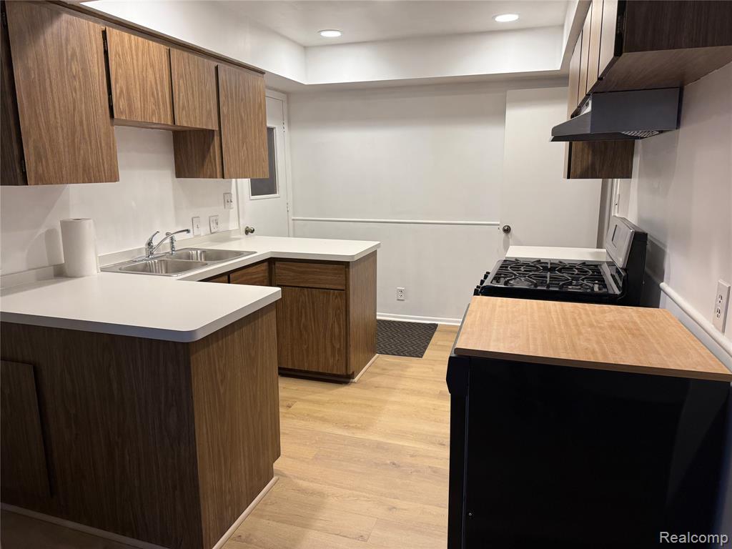 9150 Pennfield Avenue, White Lake, MI — Photo 12