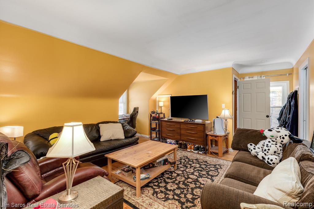 360 ALTER Road, Detroit, MI 48215 — Photo 11