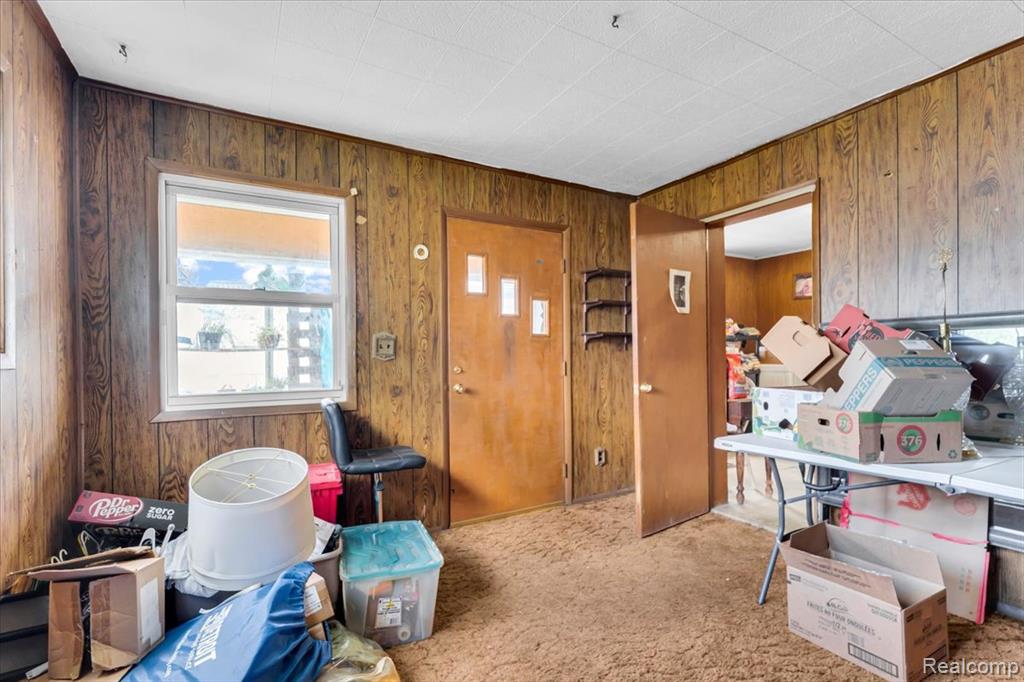 8675 Paige Avenue, Warren, MI 48089 — Photo 11