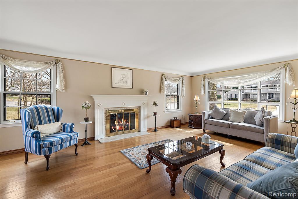 4366 Ardmore Drive, Bloomfield Hills, MI 48302 — Photo 8