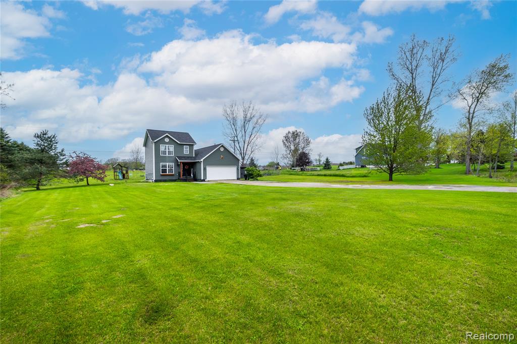 7839 Jefferson Road, North Branch, MI 48461 — Photo 11