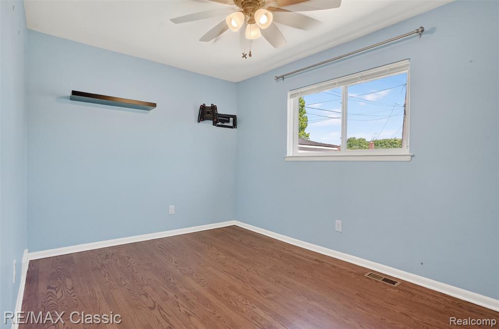 14011 Ken Court, Warren, MI 48088 — Photo 10