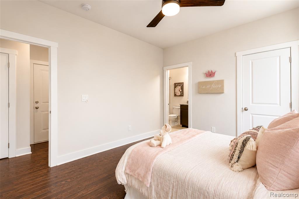 51040 Woodford Drive, Canton, MI 48188 — Photo 31