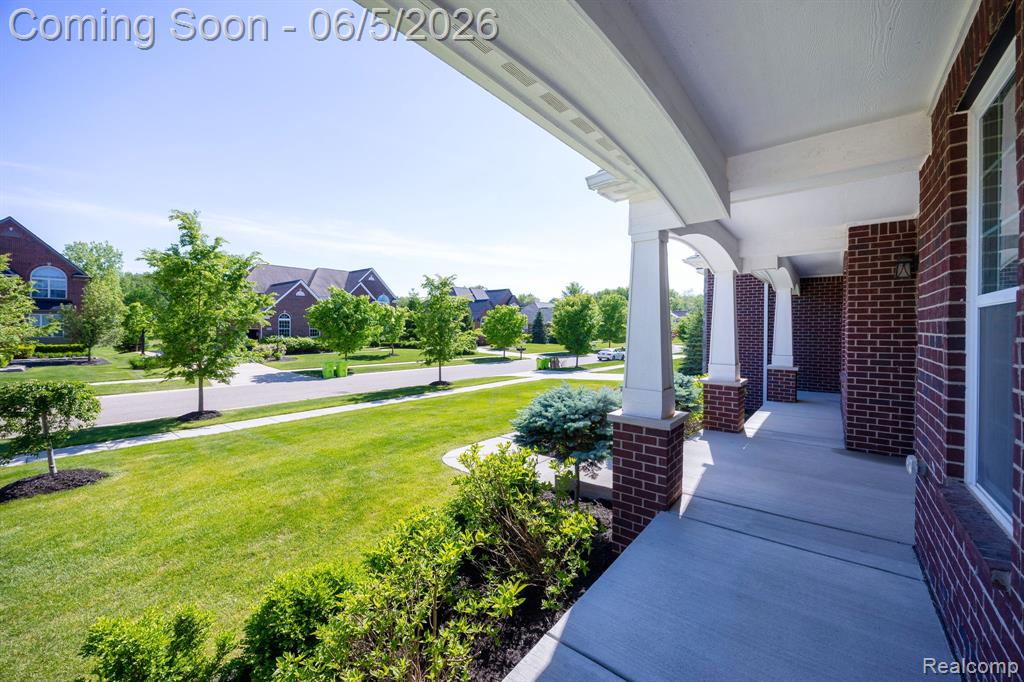 57558 Stoneleigh Drive, South Lyon, MI 48178 — Photo 6