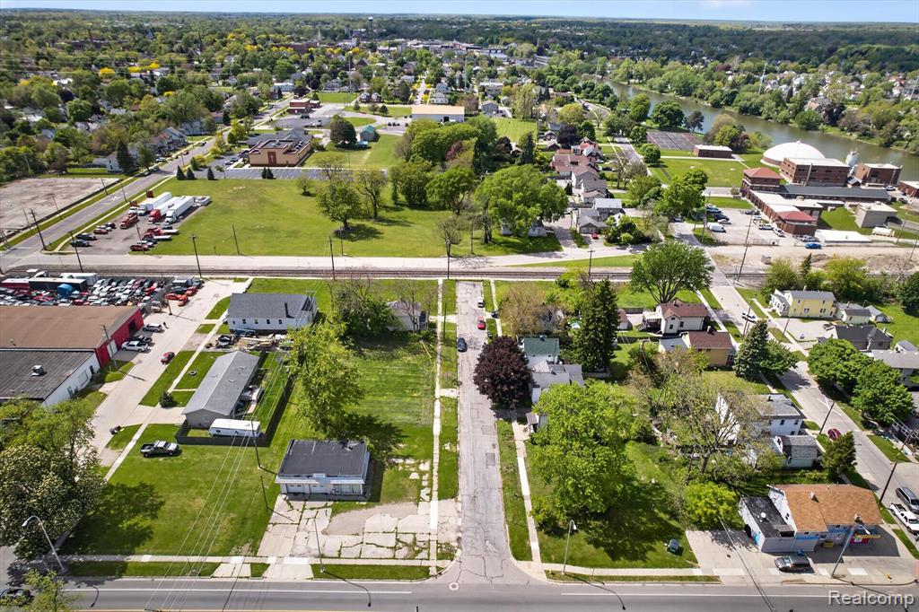 1016 Humphrey Street, Monroe, MI 48161 — Photo 12