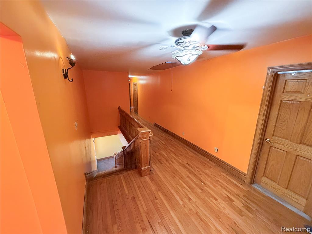 703 Saint John Street, Wyandotte, MI 48192 — Photo 17