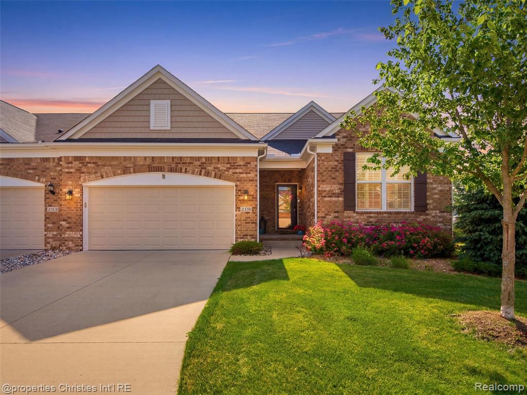 2290 Monte Vista Court, Lake Orion, MI