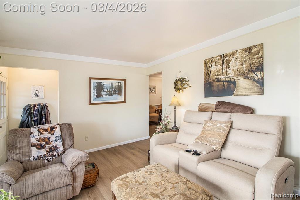 5794 Shetland Way, Waterford, MI 48327 — Photo 5