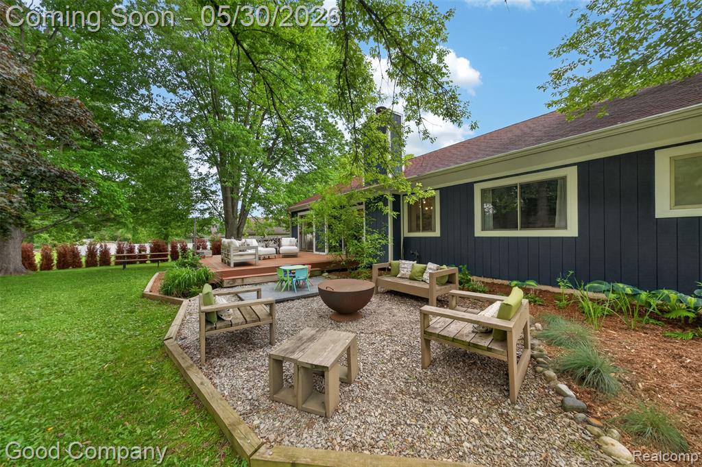 933 Gallaland Avenue, Rochester Hills, MI 48307 — Photo 30