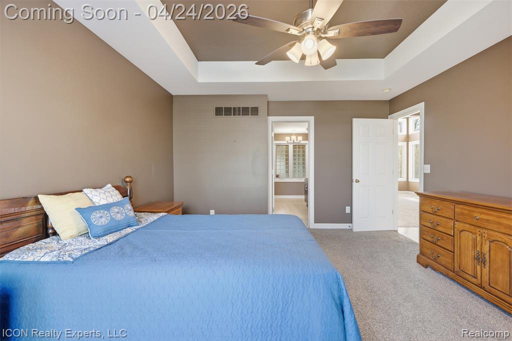 9211 Meadow Ridge Lane, Grand Blanc, MI 48439 — Photo 16