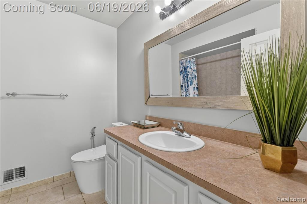 6827 Blackwell, Shelby Twp, MI 48317 — Photo 32