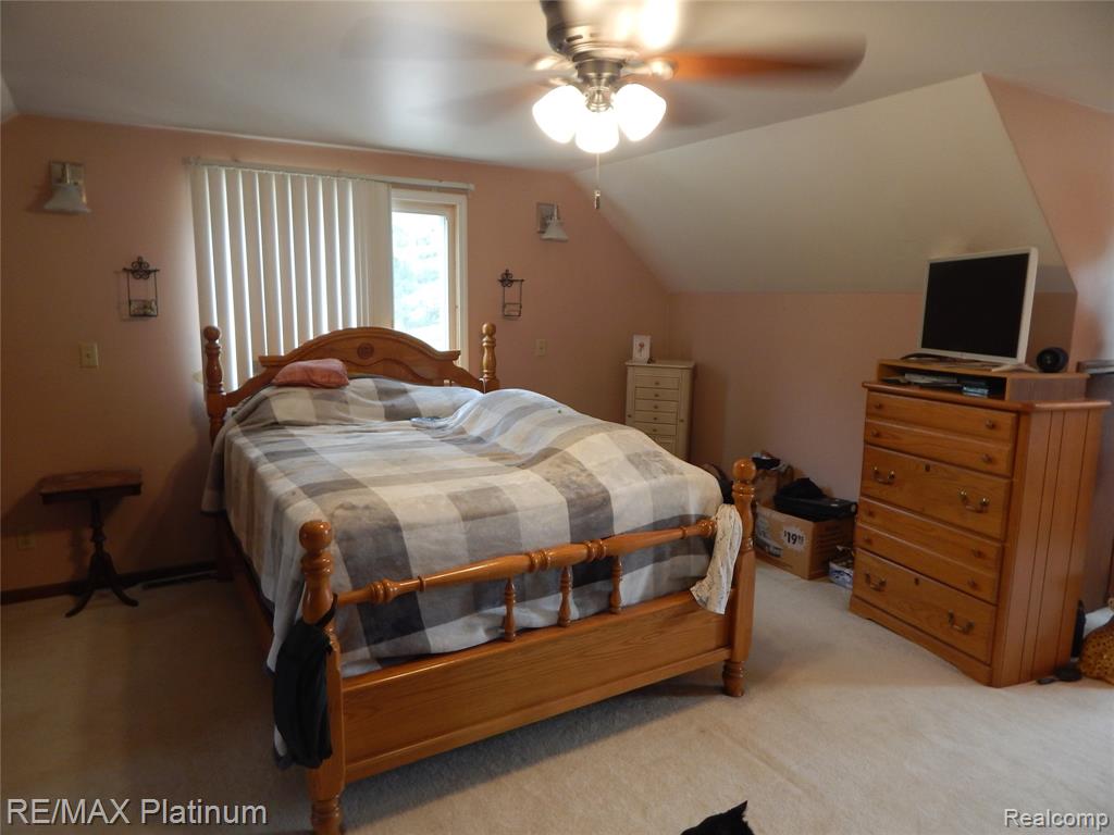 2025 W Rose Center Road, Holly, MI 48442 — Photo 57