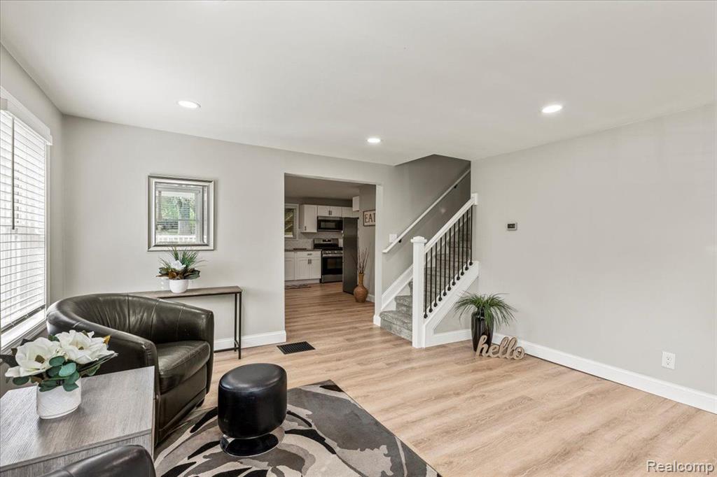 25 PEARL Street, Oxford, MI 48371 — Photo 4