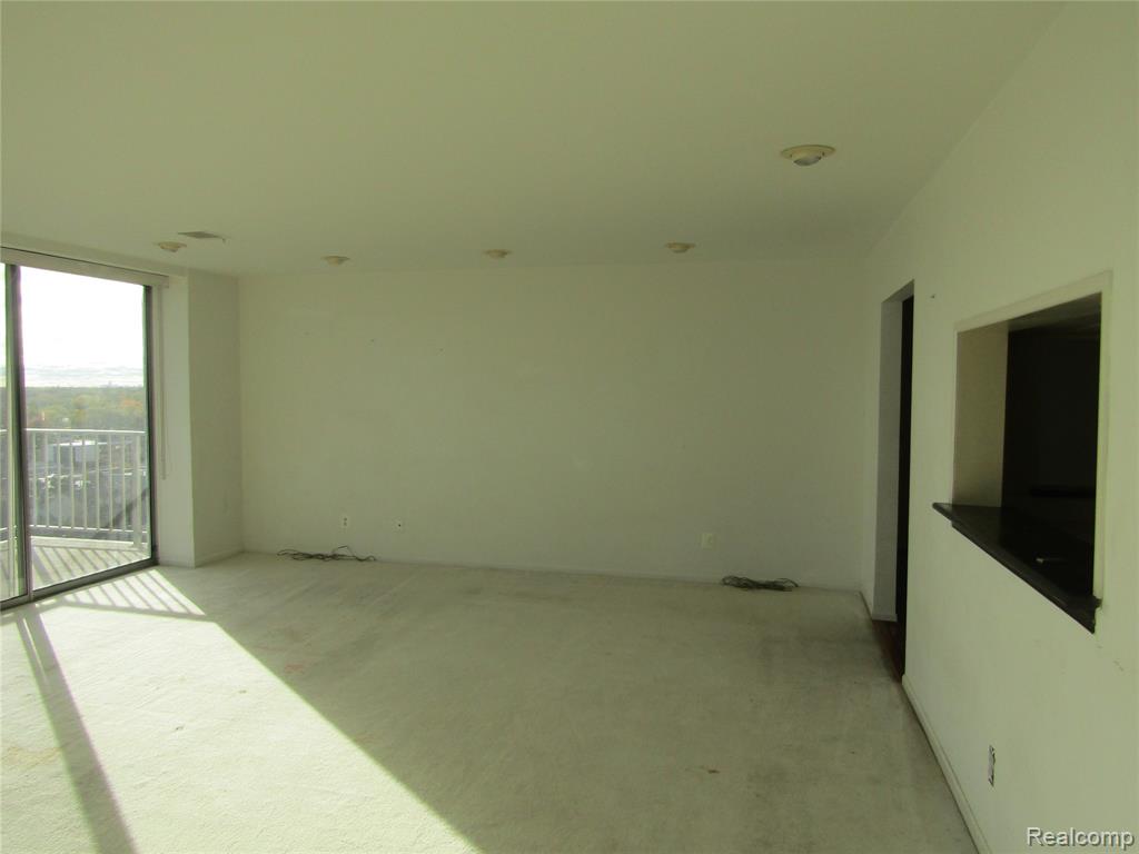 15801 Providence Drive, 10C, Southfield, MI 48075 — Photo 8