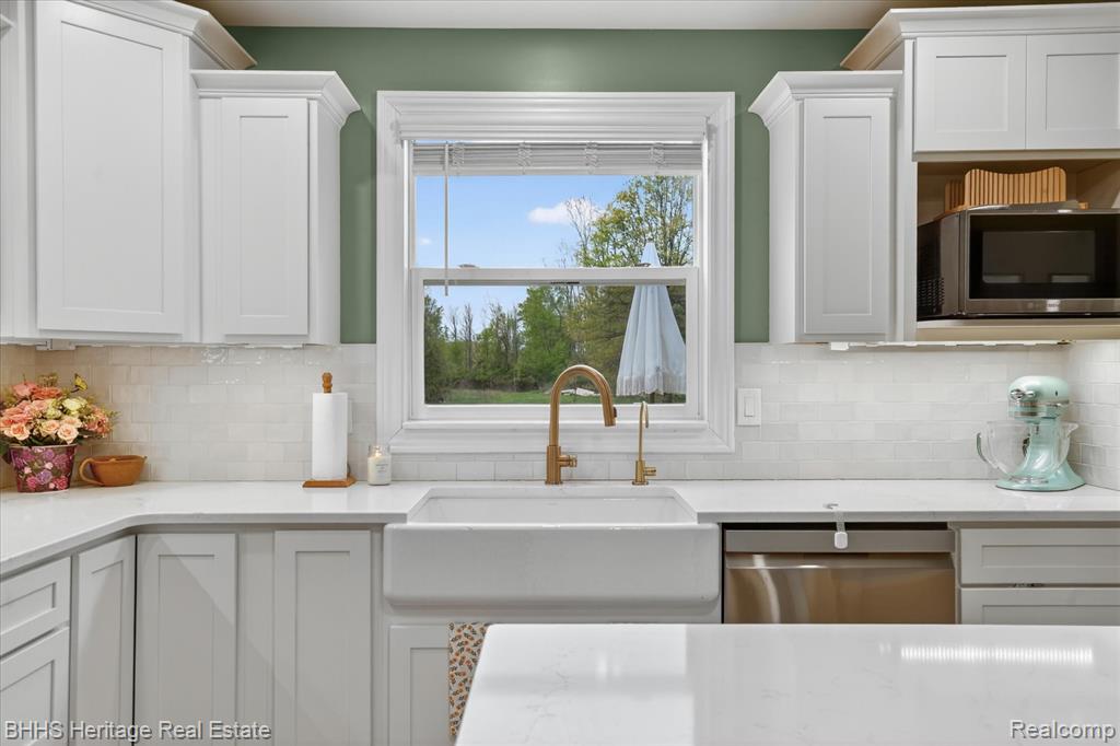 5835 Warner Road, Fowlerville, MI 48836 — Photo 10