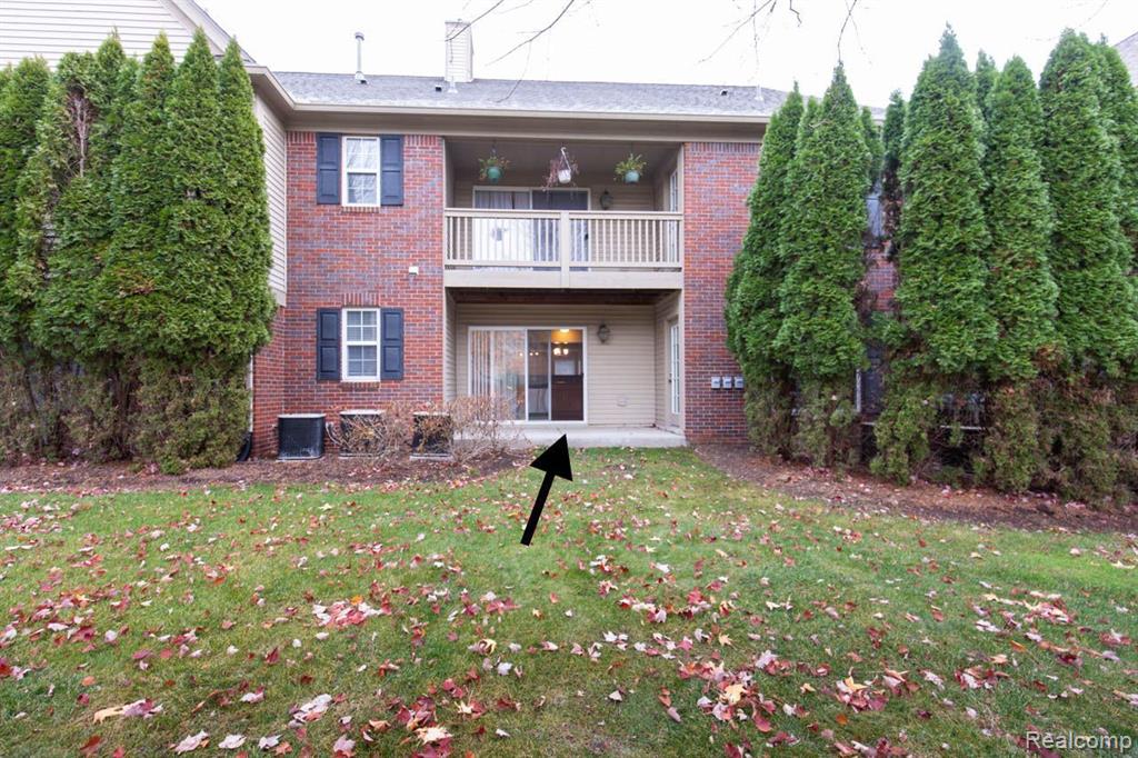28460 CARLTON WAY Drive, Novi, MI 48377 — Photo 38