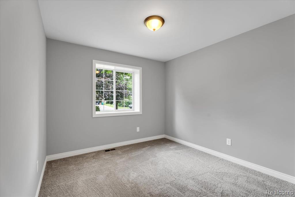 5347 Timber Ridge Trail, Clarkston, MI — Photo 24