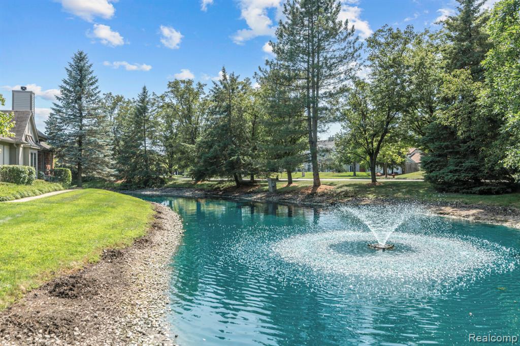 42210 Saratoga Circle, 119, Canton, MI 48187 — Photo 25
