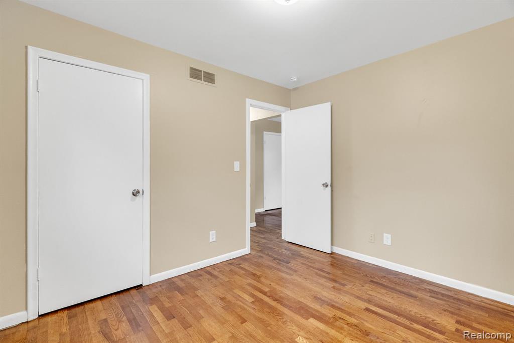 744 Hartner Drive, Holly, MI 48442 — Photo 12