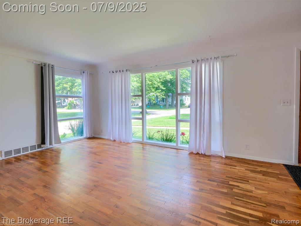 414 Clarion Street, Clio, MI 48420 — Photo 4
