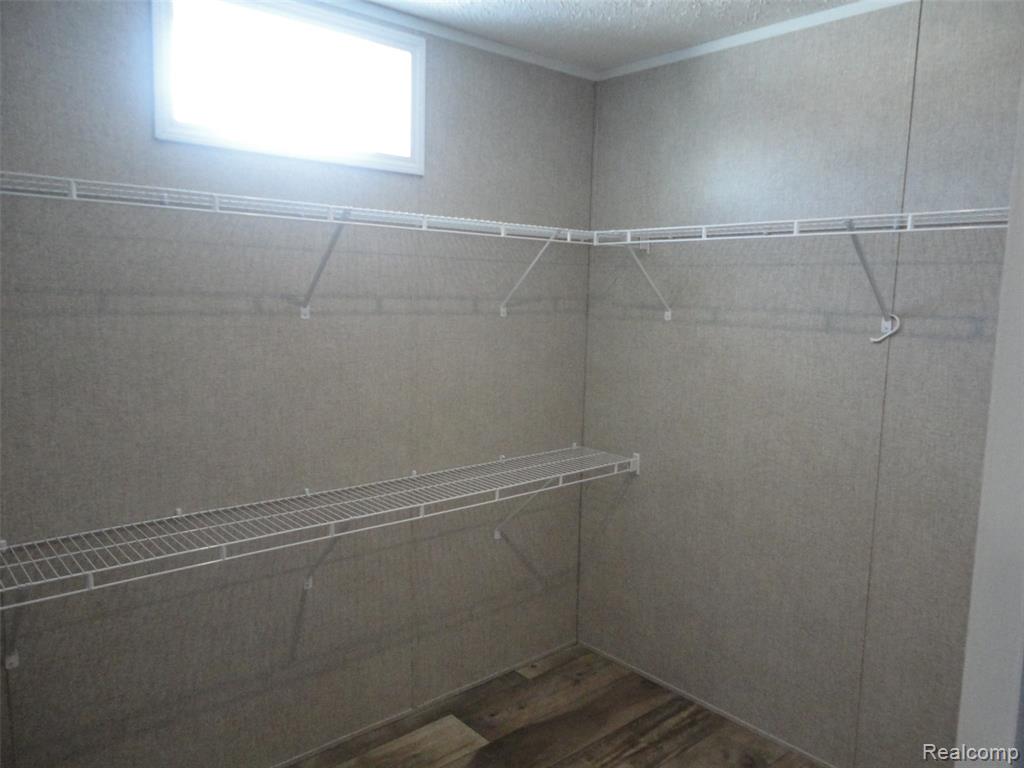 170 Newbury, Adrian, MI 49221 — Photo 10