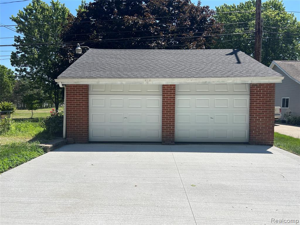 11039 Torrey Road, Fenton, MI 48430 — Photo 3