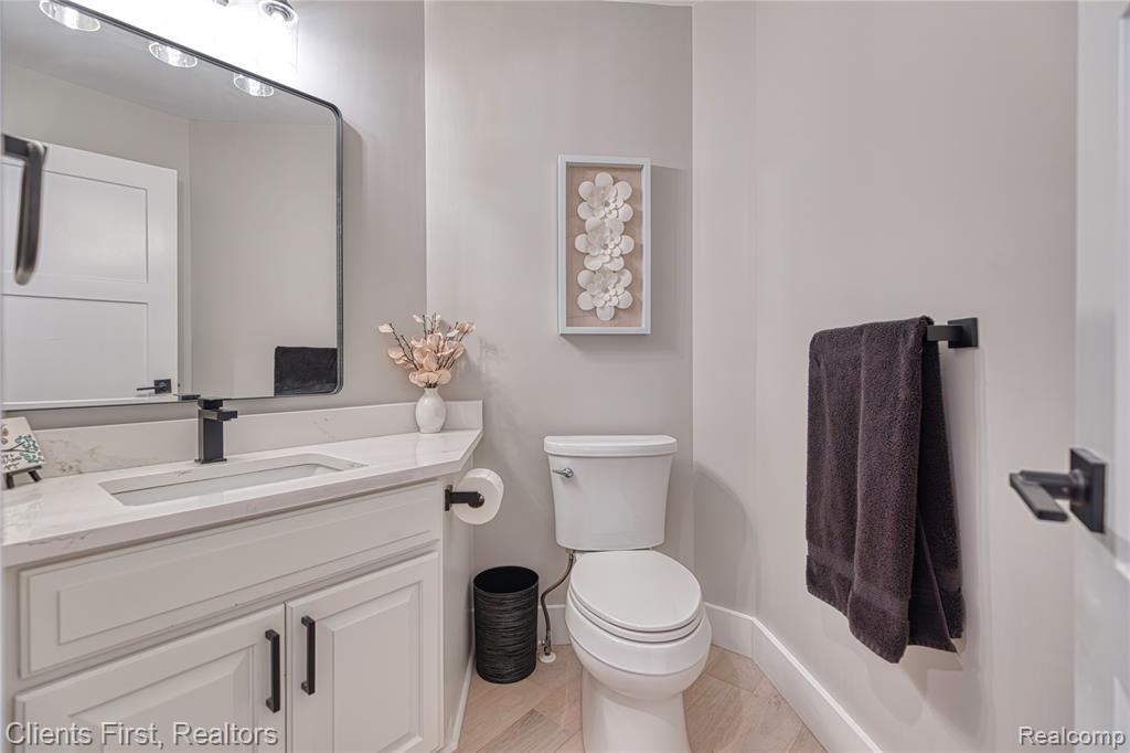 63605 Williamsburg, Washington, MI 48095 — Photo 21