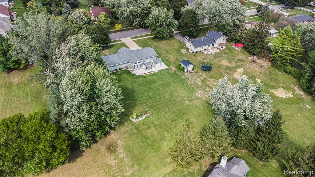 457 Inverness Street, Howell, MI 48843 — Photo 5