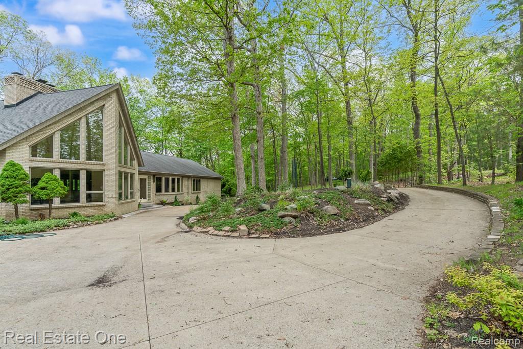 2670 Spring Grove Drive, Brighton, MI 48114 — Photo 52