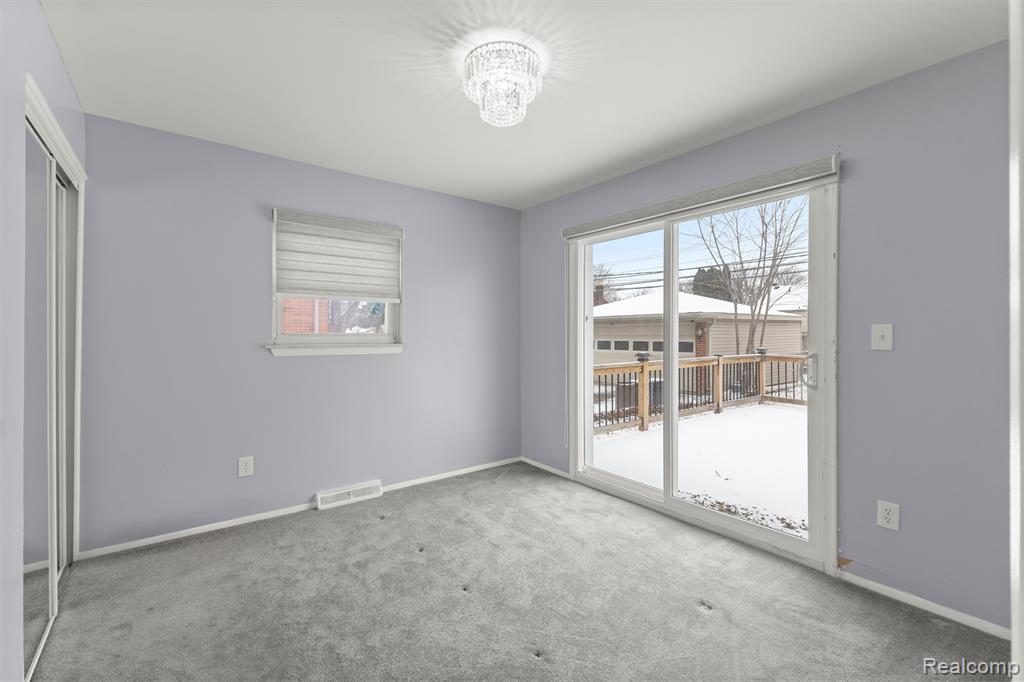 6446 Centralia Street, Dearborn Heights, MI 48127 — Photo 16