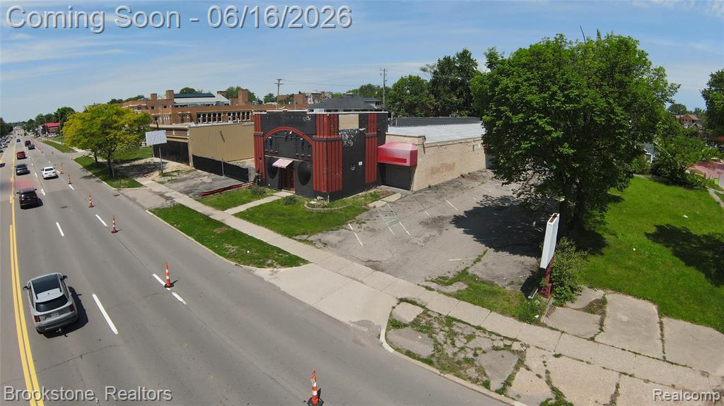600 W Huron Street, Pontiac, MI 48341 — Photo 10