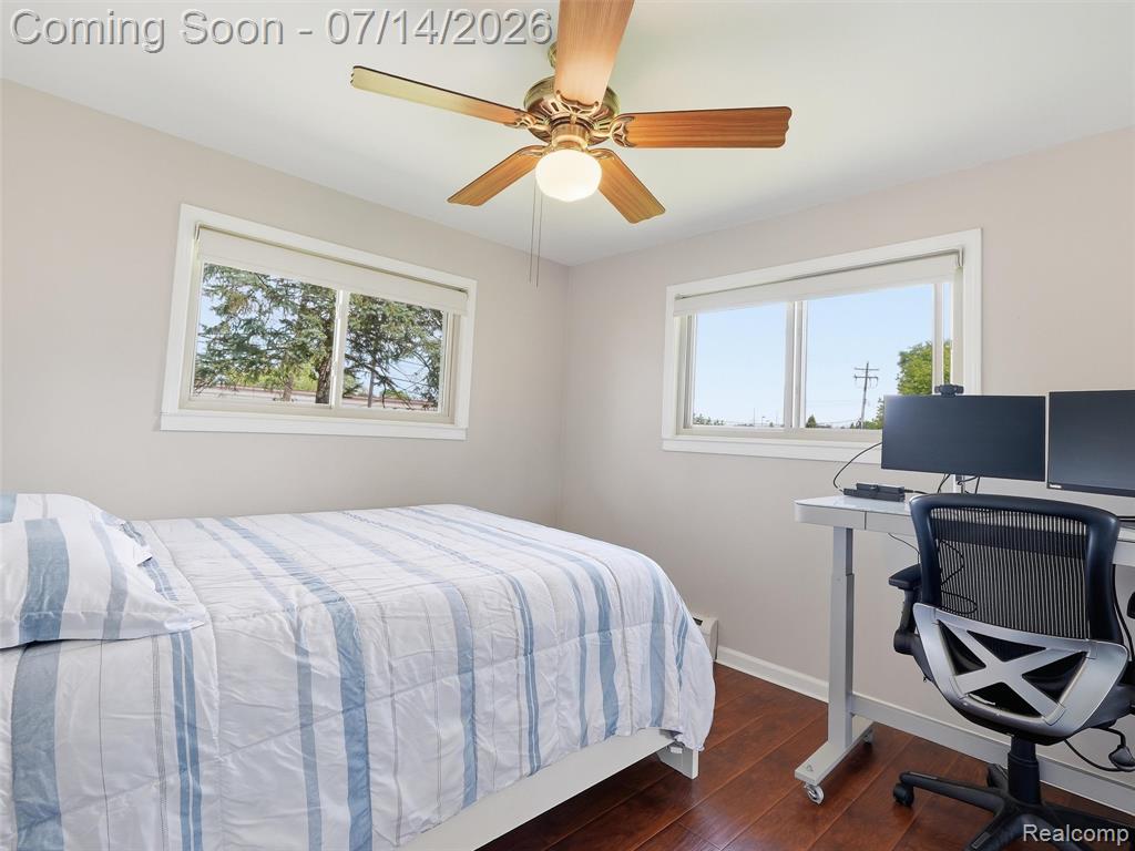 39582 Burton Drive, Novi, MI — Photo 16