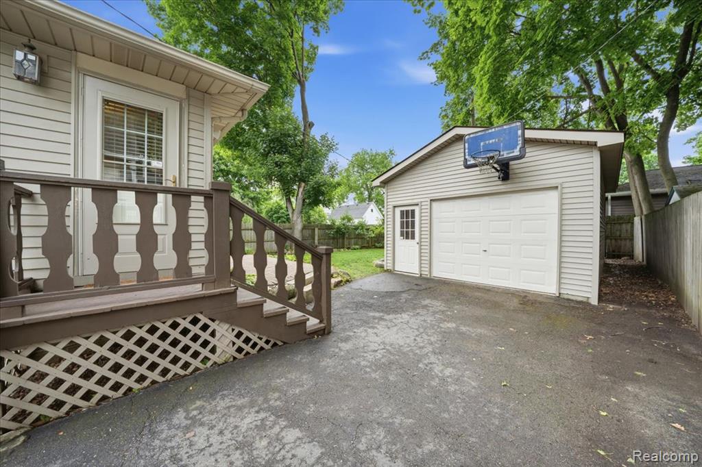 154 East Street, Oxford, MI 48371 — Photo 14