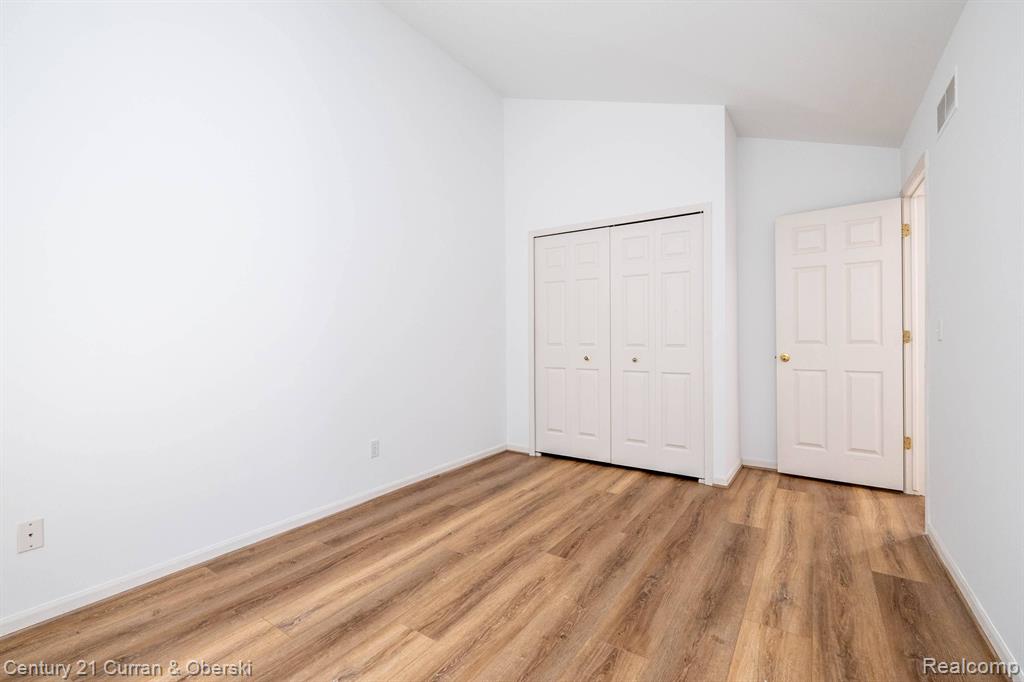 41898 RIVERWOOD Court, Canton, MI 48187 — Photo 27