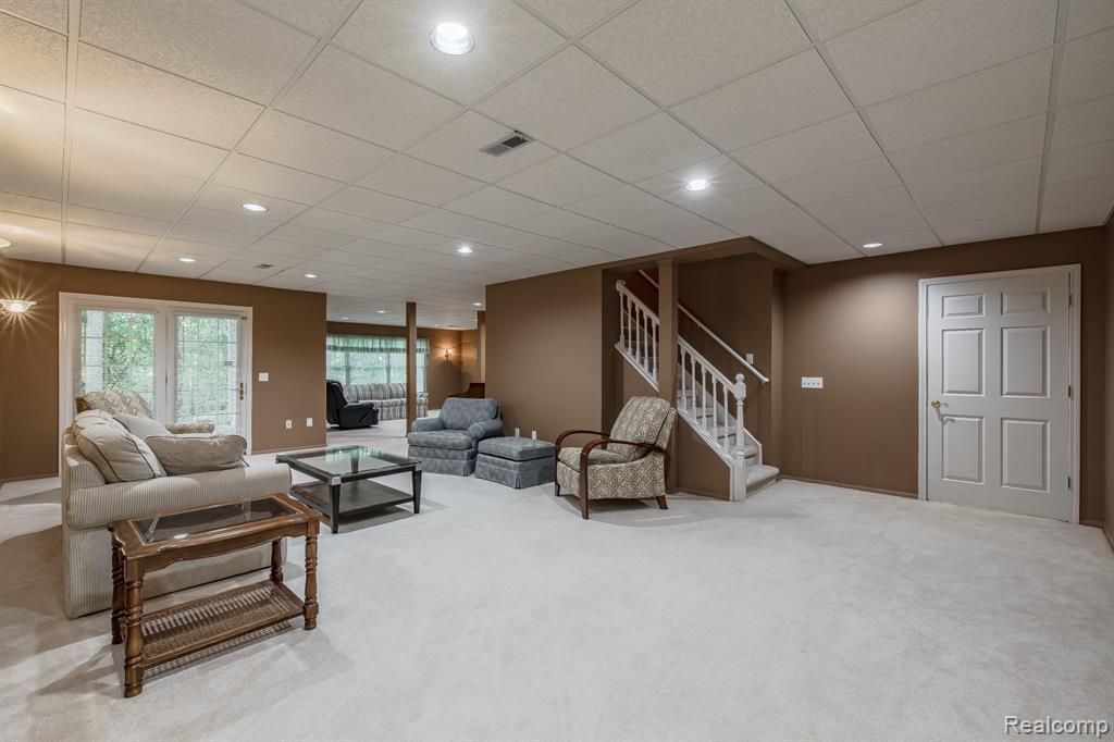 6580 Summit Ridge, Clarkston, MI — Photo 38