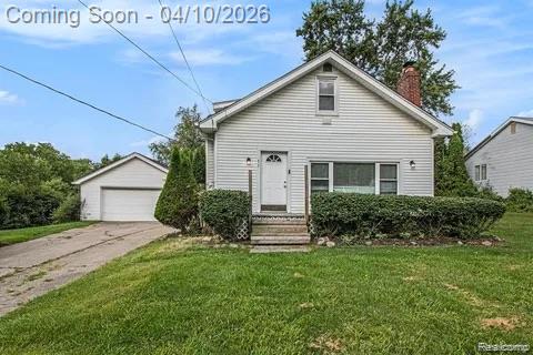 371 Hillcliff Drive, Waterford, MI 48328 — front exterior