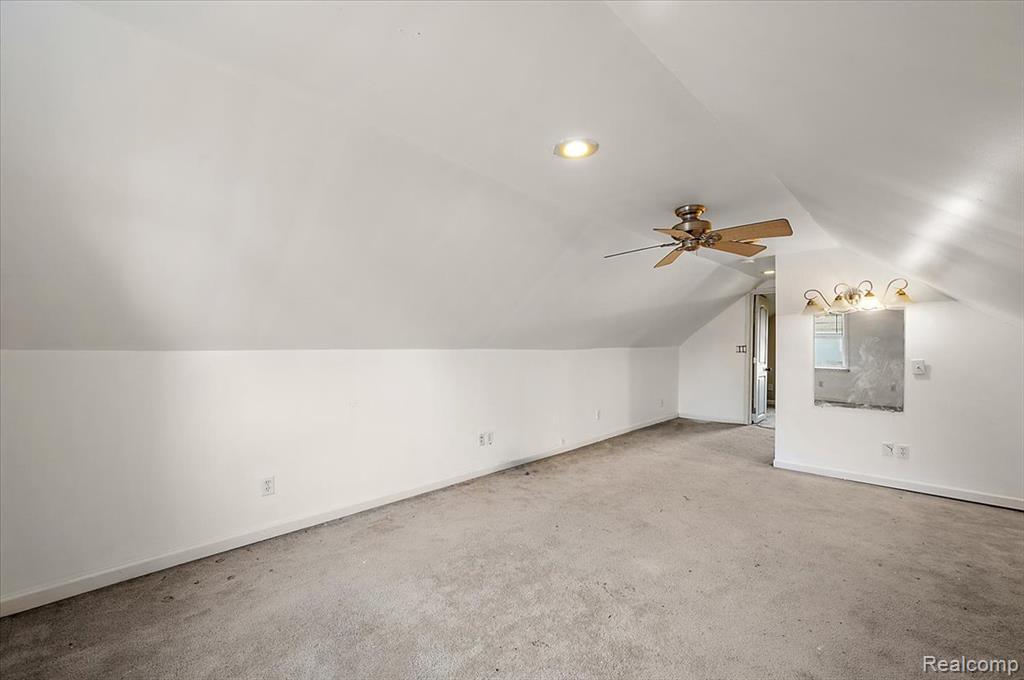 108 Oakwood Street, Holly, MI 48442 — Photo 34