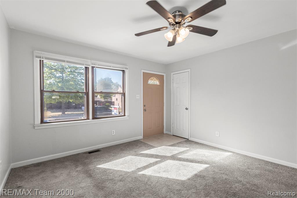 4973 Ziegler Street, Dearborn Heights, MI 48125 — Photo 9