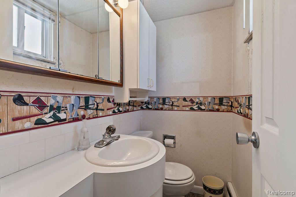 4302 ESTA Drive, Flint, MI 48506 — Photo 25