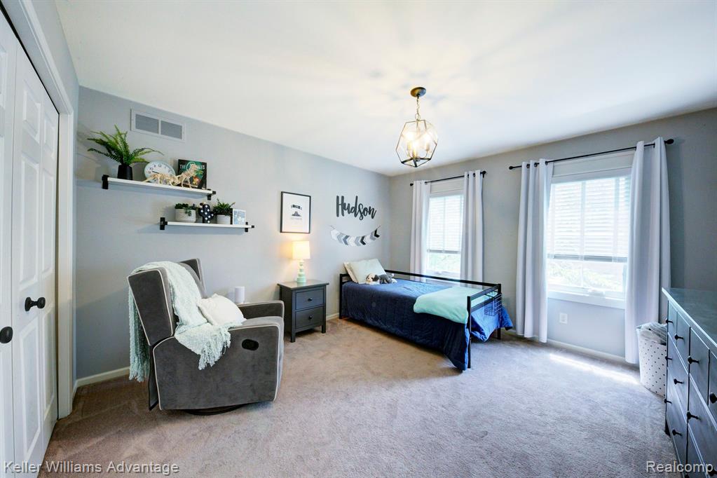 47694 EDINBURGH Drive, Plymouth, MI 48170 — Photo 38