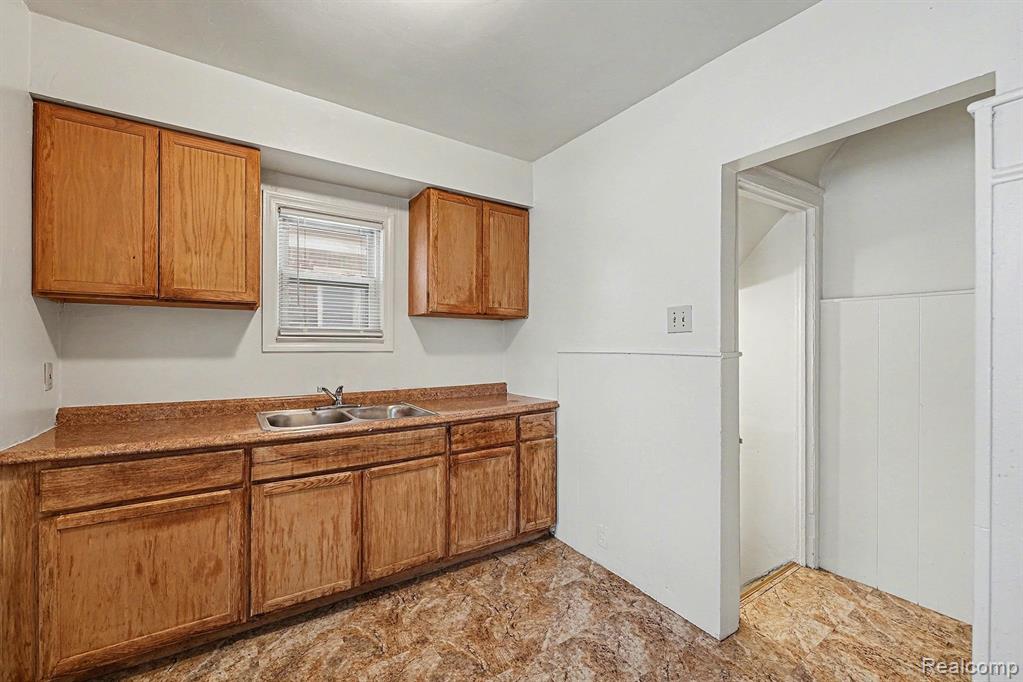15782 Ardmore Street, Detroit, MI 48227 — Photo 8