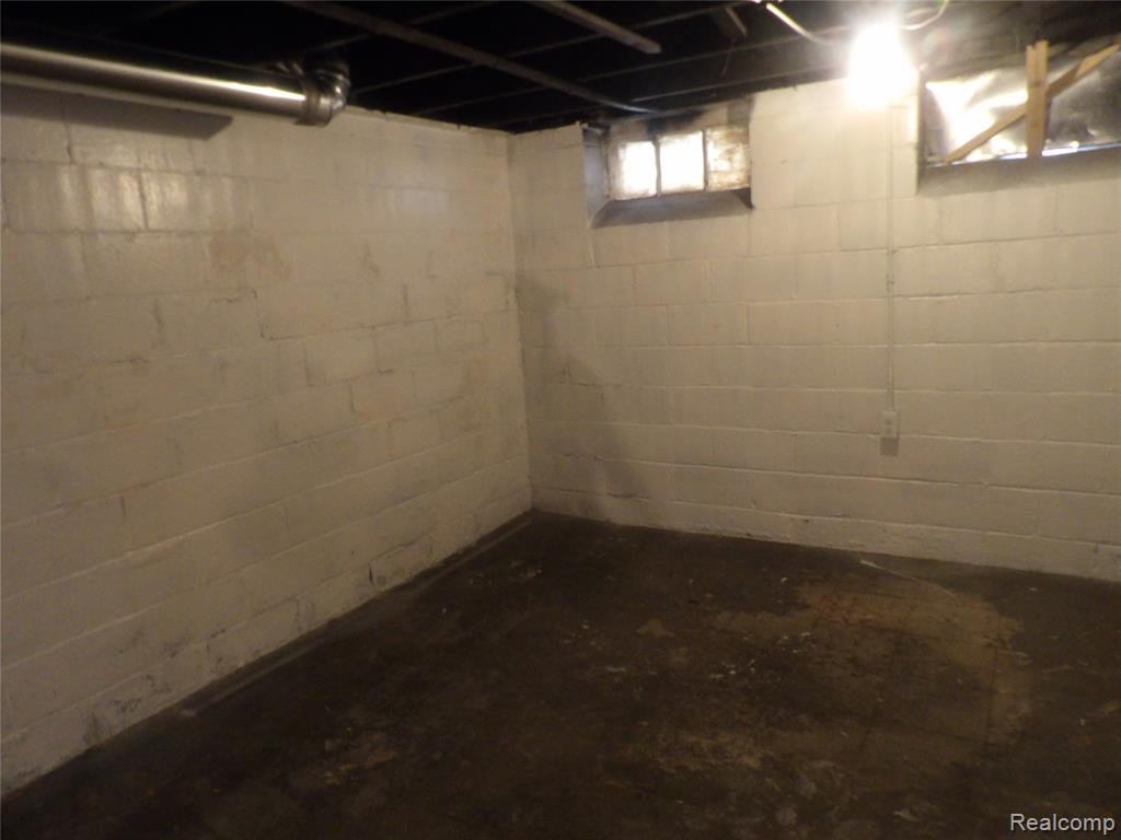 11035 Portlance Street, Detroit, MI 48205 — Photo 7