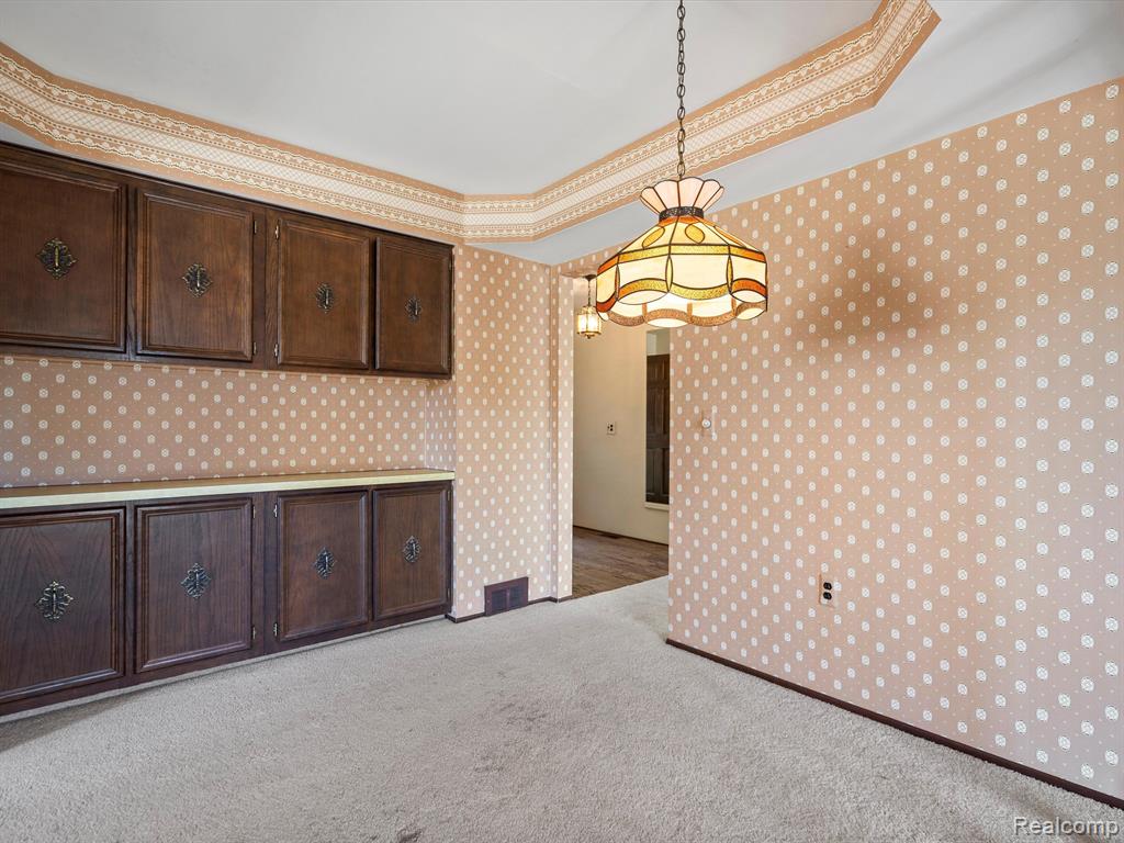 42909 LOMBARDY Drive, Canton, MI 48187 — Photo 9