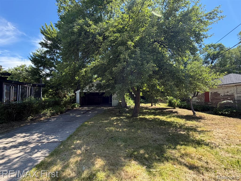 6334 Hereford Street, Detroit, MI 48224 — Photo 14